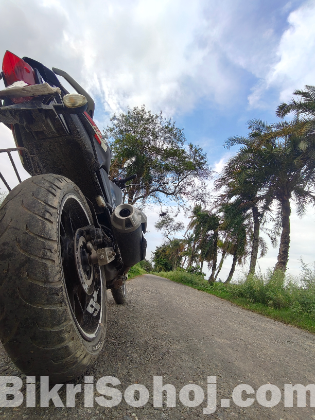 Yamaha fzs v2